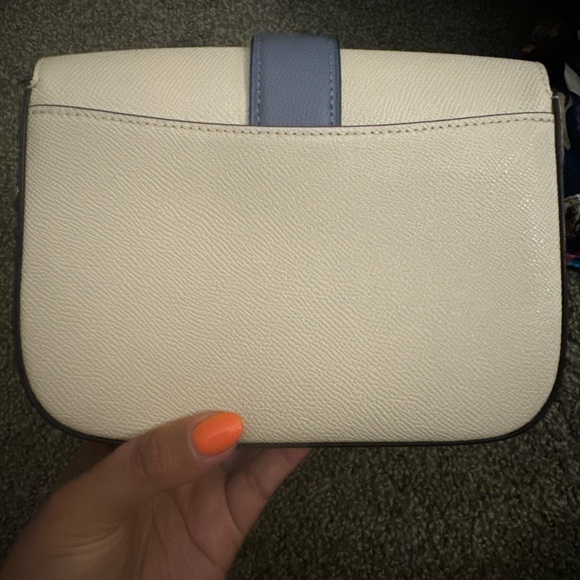 Coach Purse - Picture 5 of 8